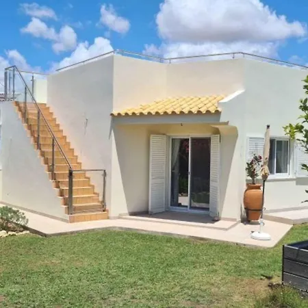 Com Piscina No Carvoeiro By Izibookings